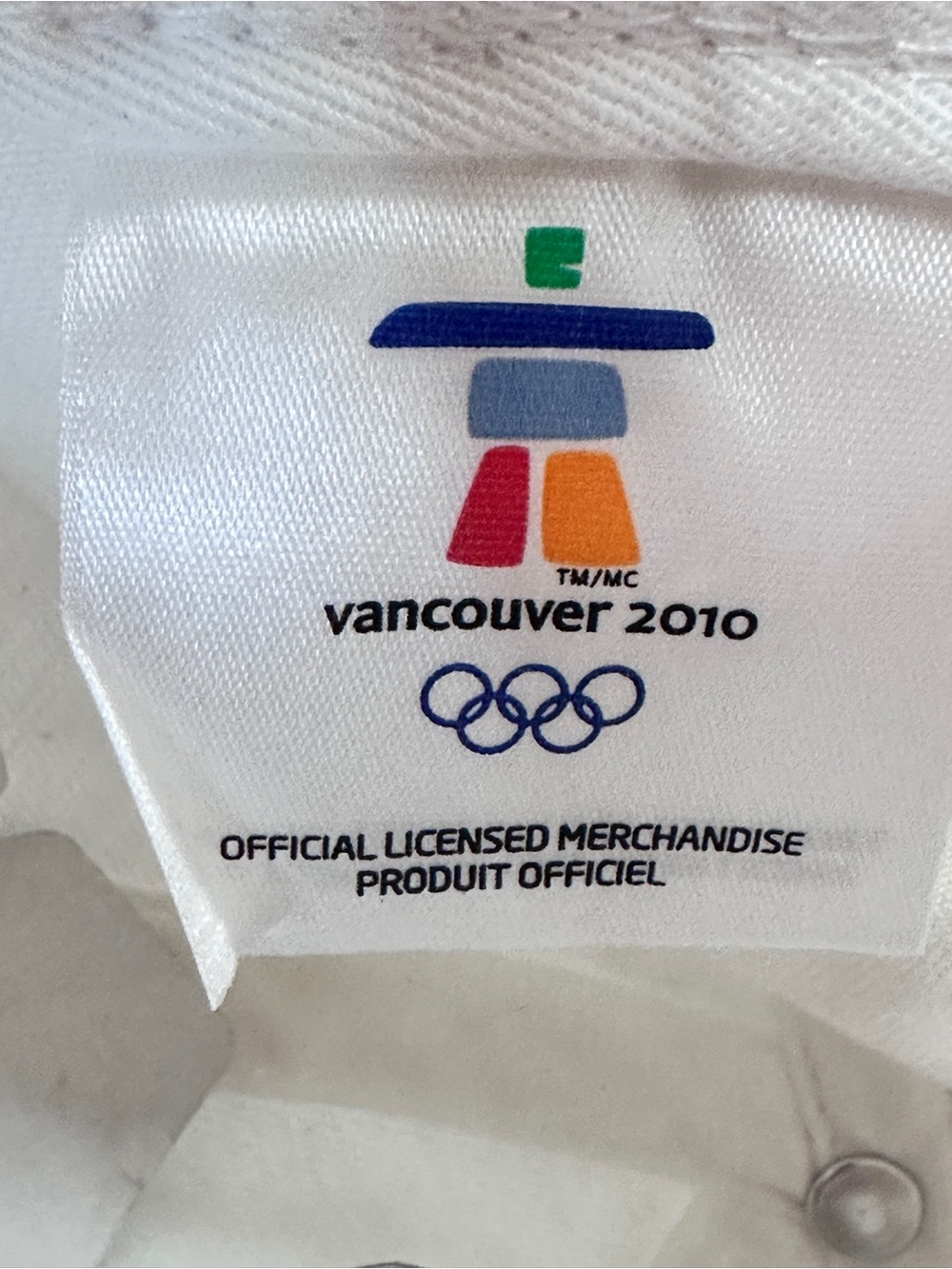 NWT Baseball Cap - Vancouver 2010 Olympics - White with Multicolor logo
